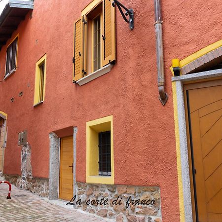 Appartamento Nella Graziosa Corte - Lago Lugano Brusimpiano Exterior photo